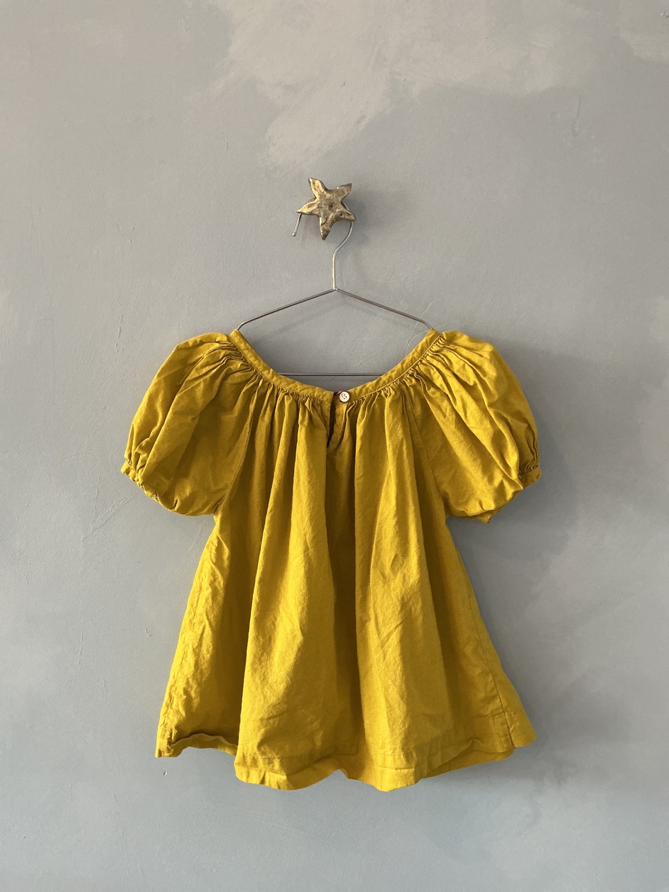 yellow makié short sleeve top